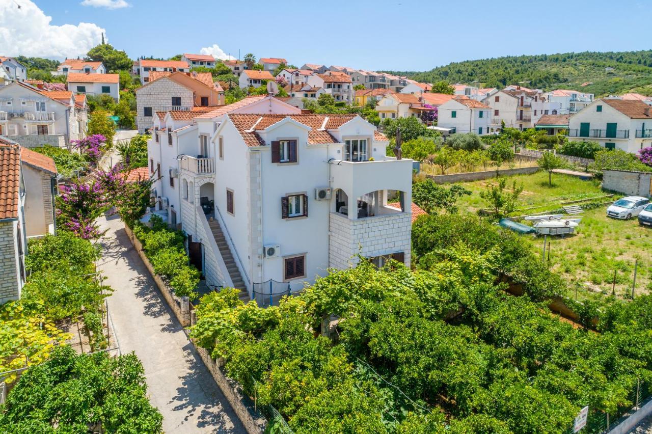 Villa Dinka Sutivan Exterior foto