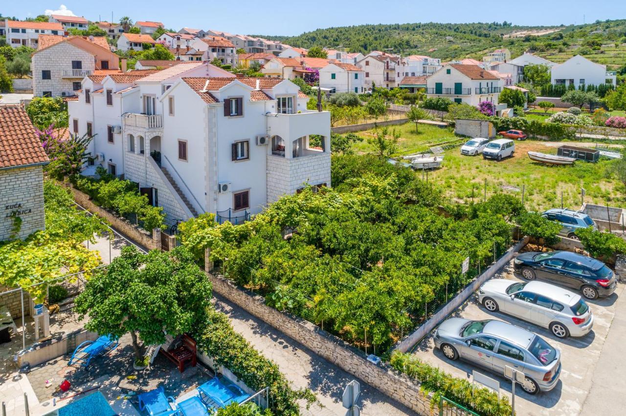 Villa Dinka Sutivan Exterior foto